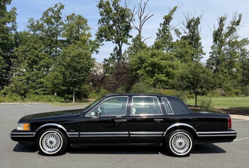 lincoln town car 1994 1LNLM82W9RY678614 image lincoln town car 1994 1LNLM82W9RY678614 image